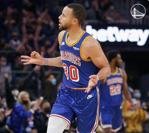 开云体育下载-背靠背一战勇士体能耗尽 库里5分钟闪光难阻失利