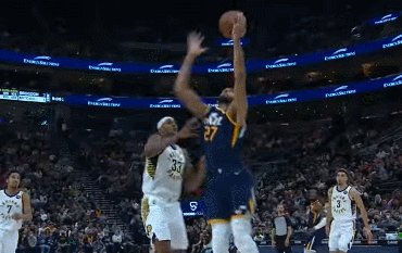 爵士步行者共4人遭驱逐 冲突频发也是新版本的锅？