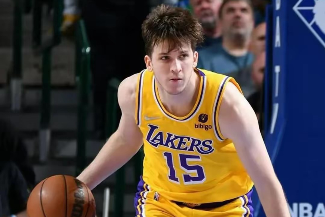 开云-2.4亿留里夫斯，追巨星？湖人计划詹姆斯离开后选“最疯的路”？