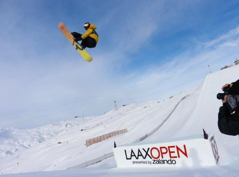 开云-两轮均是小组第1！单板滑雪坡障世界杯：苏翊鸣轻松晋级半决赛