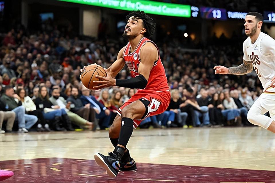 开云体育官网-正负值+32！公牛替补控卫算是在各方面都打爆了快船的防线？