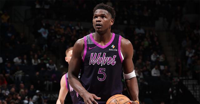 kaiyun-爱德华兹谈五连败：疲惫不能作为借口 我们的努力程度根本不够