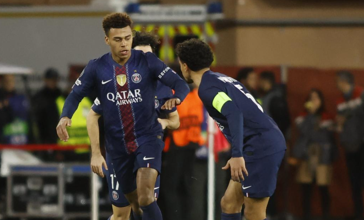 开云体育下载-欧冠神剧情！卫冕冠军让二追三，20岁天才全场最佳：梅开二度